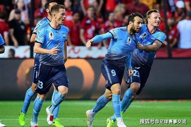 执教仅8个月离任！U16国足洋帅官宣下课，冰火战绩折射青训选人难题